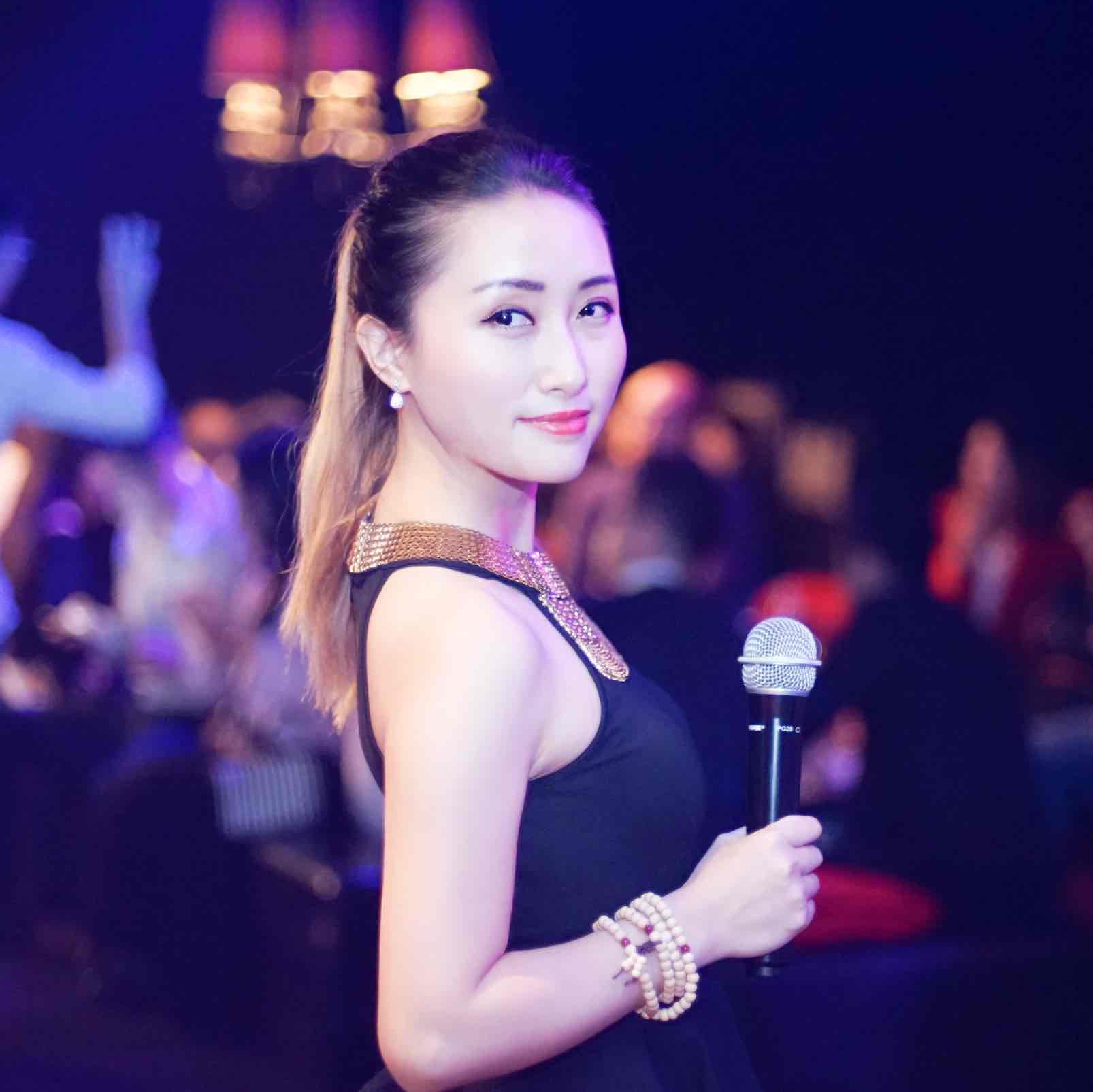 叫我吴昀飞