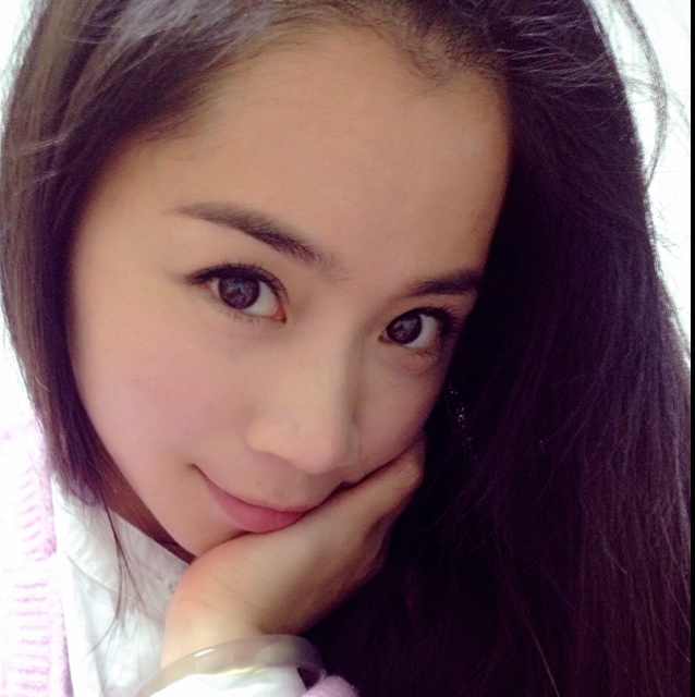 王林児 Julie
