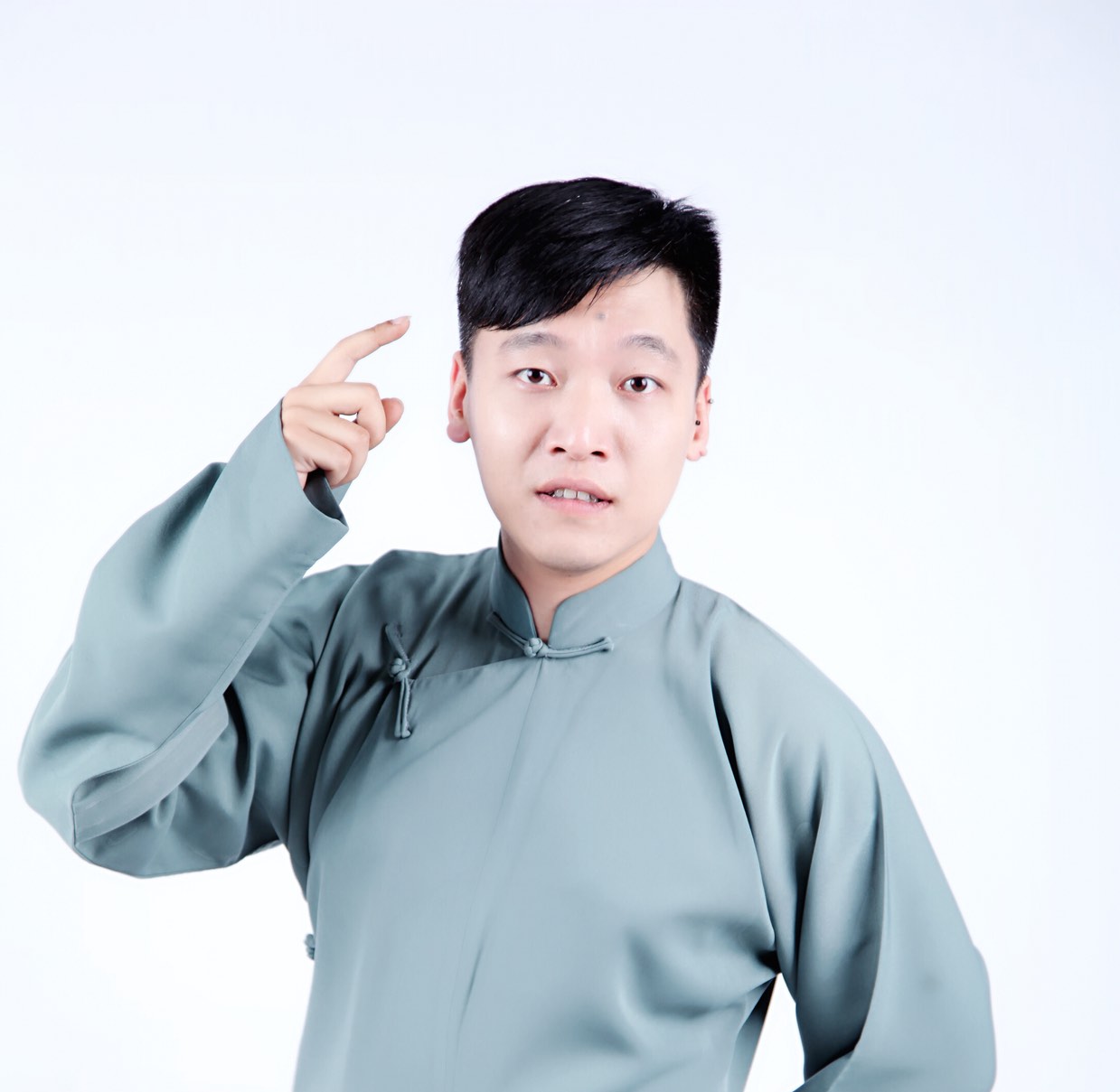 郑思杰四姐