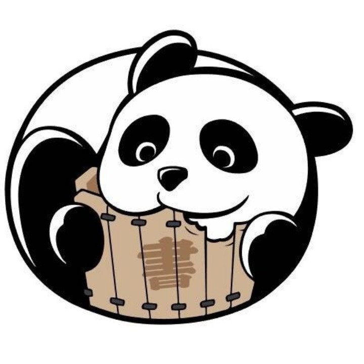 播音熊猫啃书