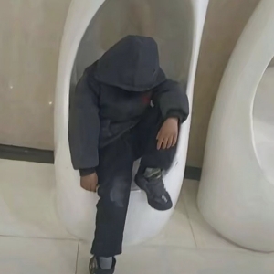 儿时三岁骑牛漂移
