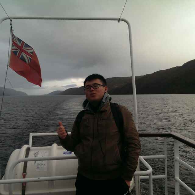 丁泮闳