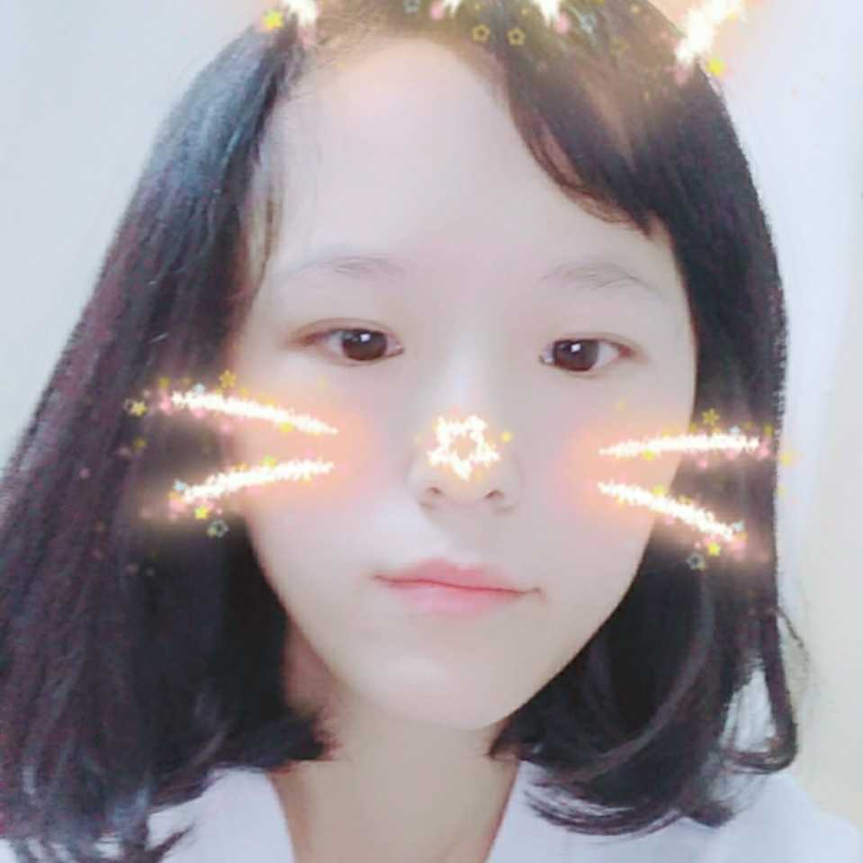 语晴妈妈凤英