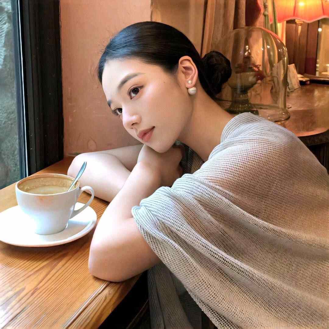 叶澜音