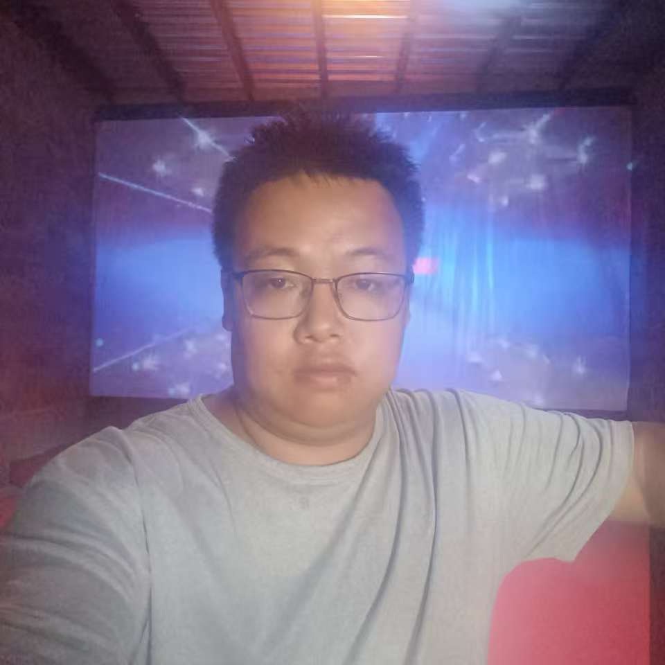 毕应光
