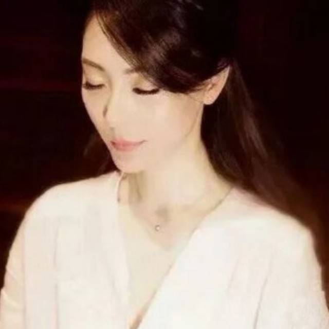 纳兰美文