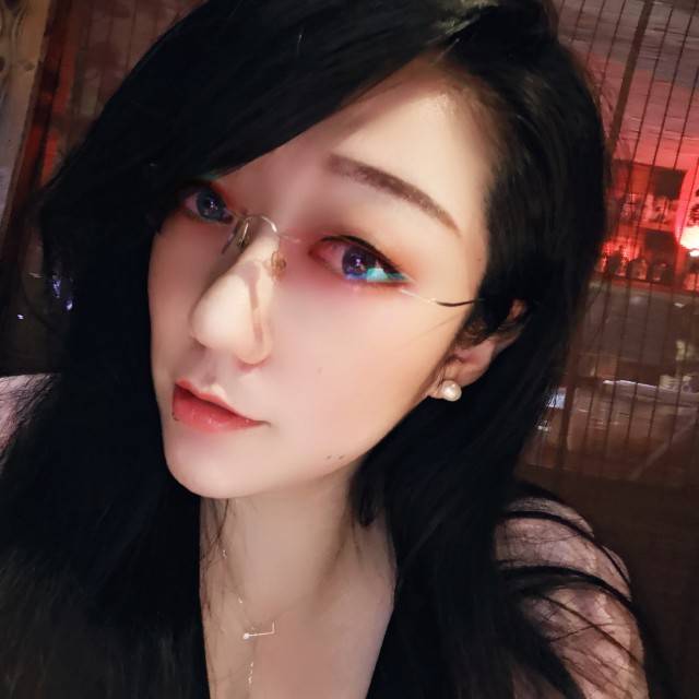回首亦莫然