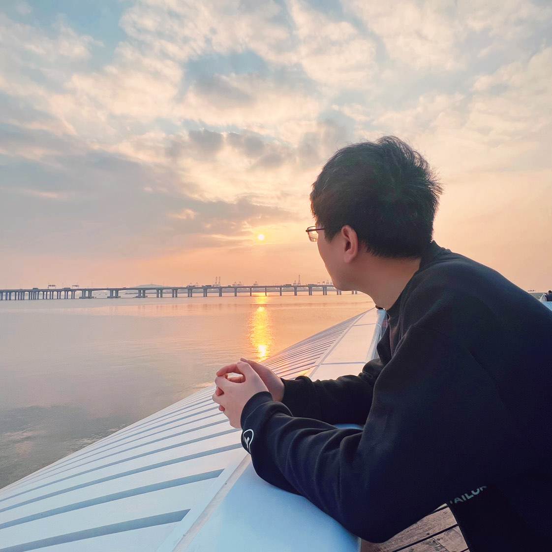 青雨长夏李佳昊