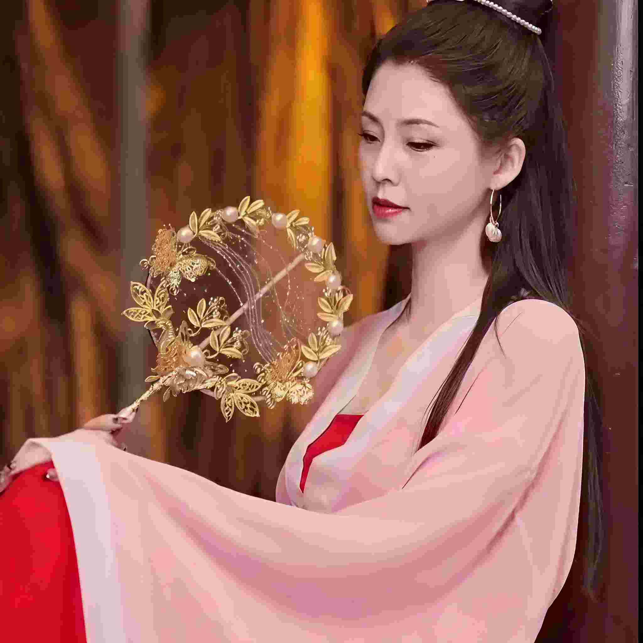 玲响行歌