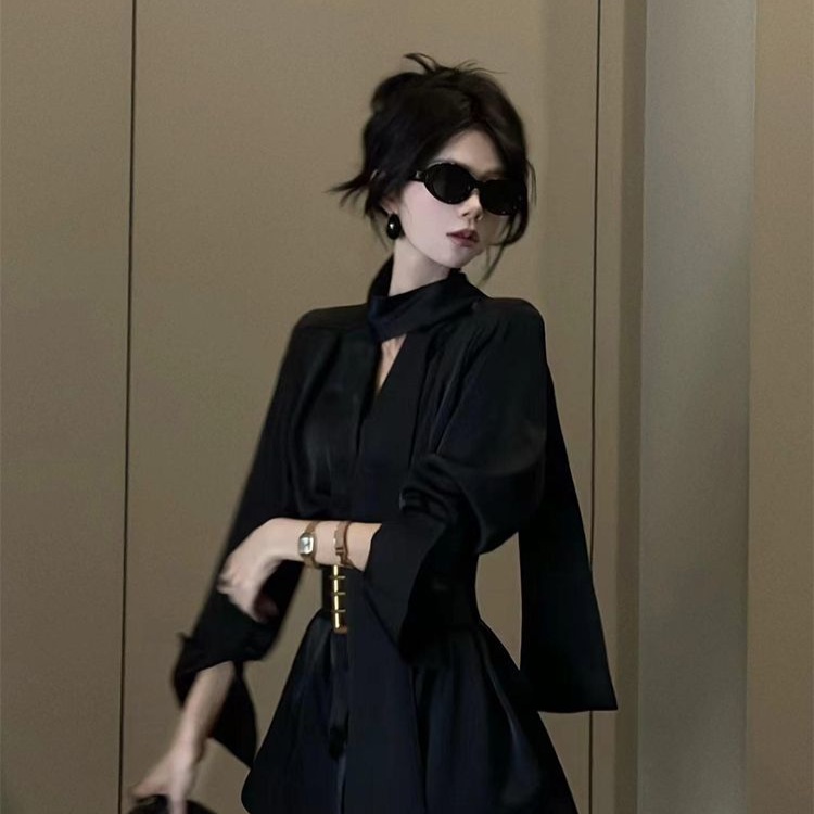 黑洞麦克风